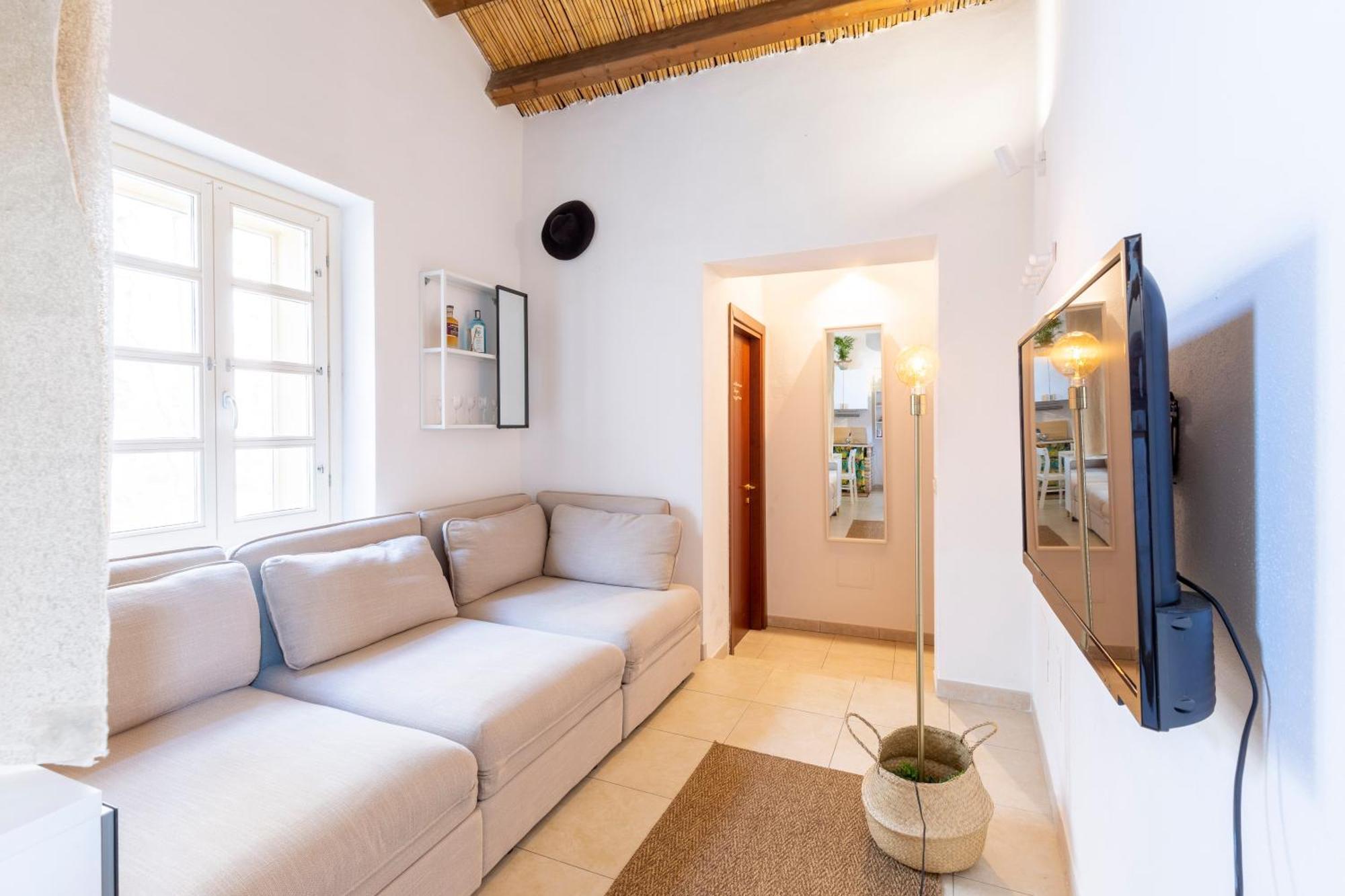شقة Castello Attic Sunset Terrace كالياري المظهر الخارجي الصورة